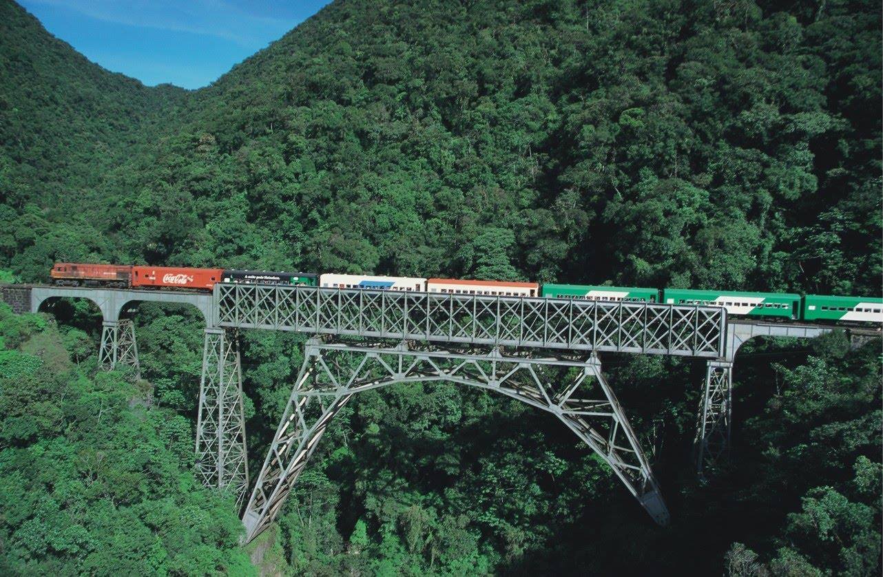 Trem Corporativo