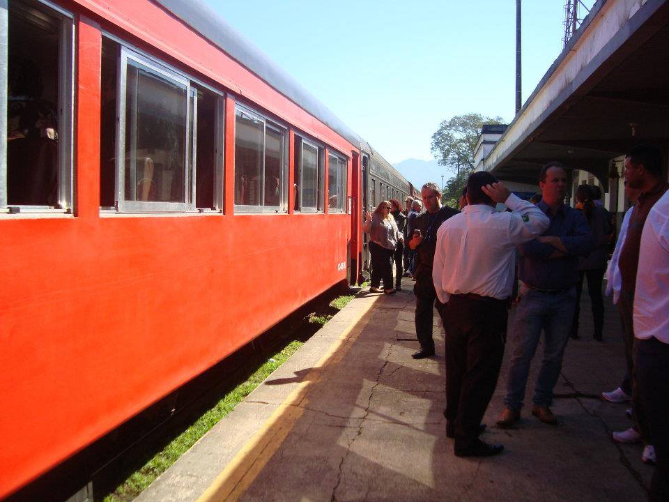 Trem Serra do Mar